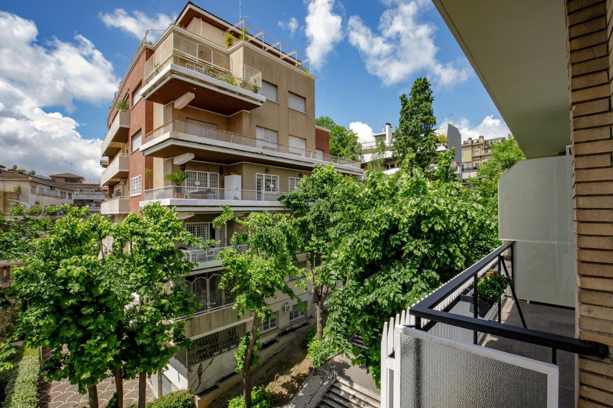 Pio Vatican Flat — Photos 2
